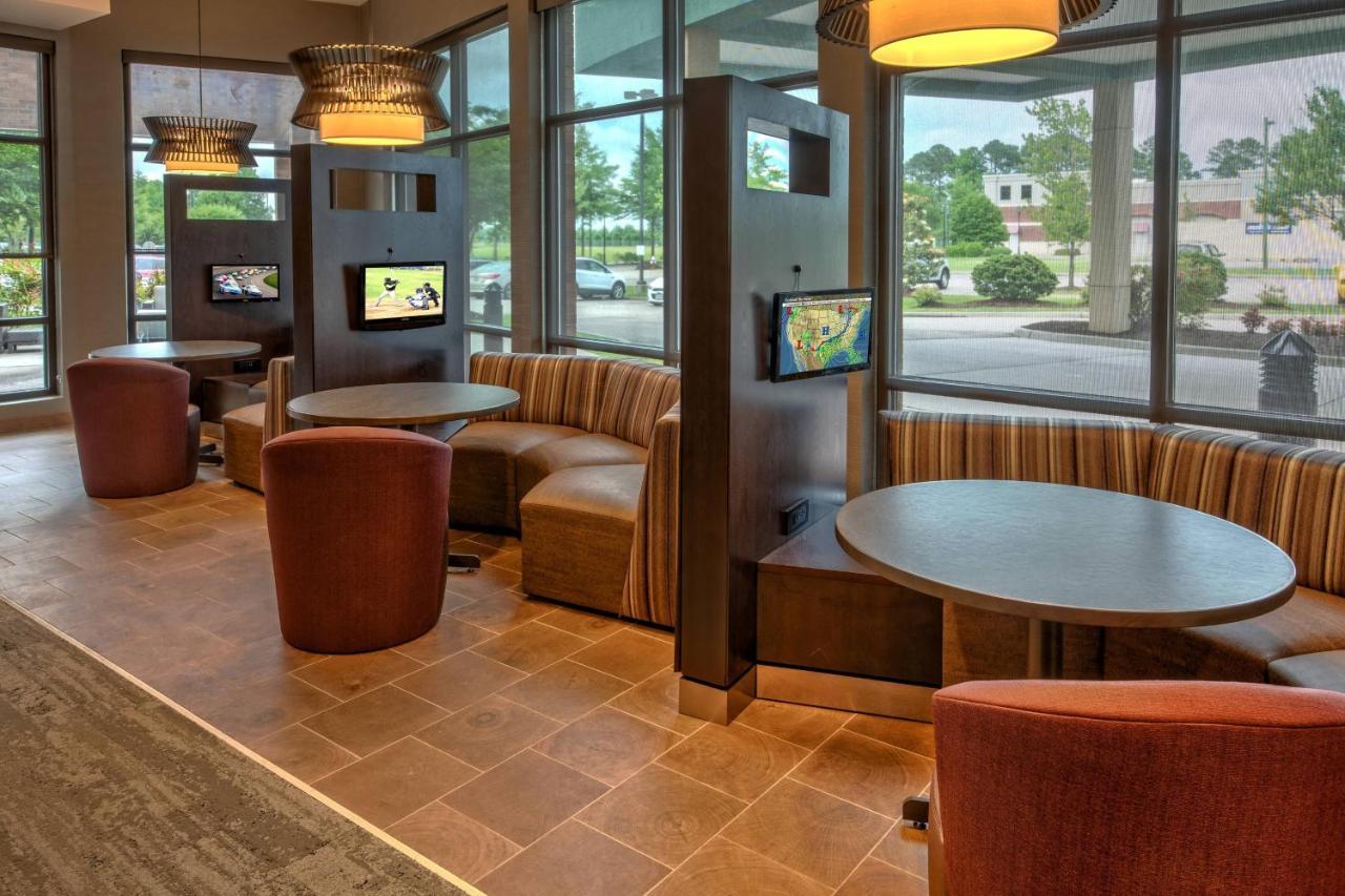 Courtyard Newport News Airport Hotel Luaran gambar