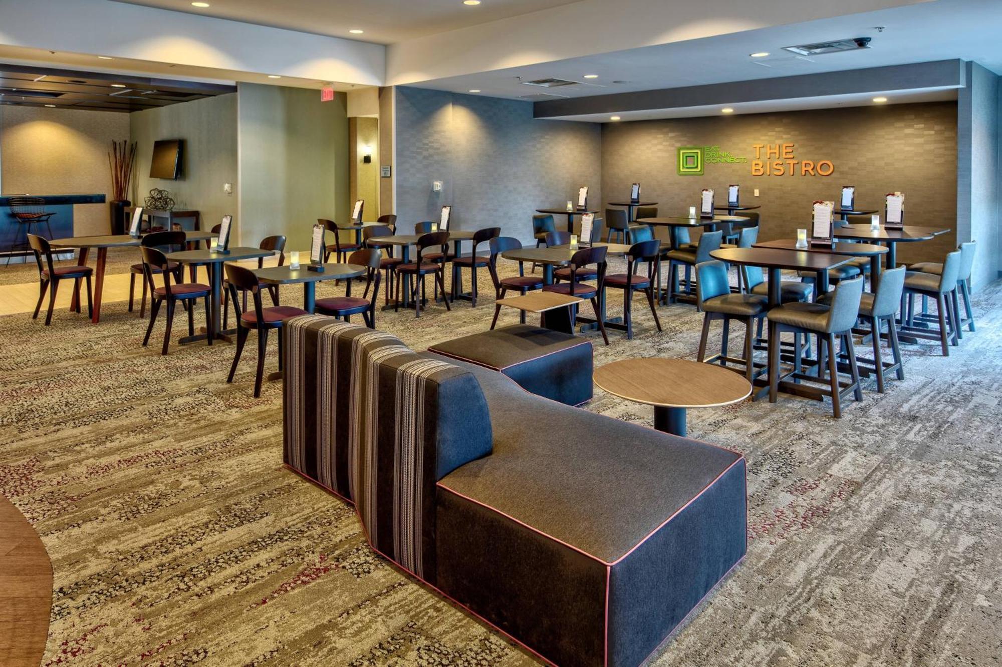 Courtyard Newport News Airport Hotel Luaran gambar