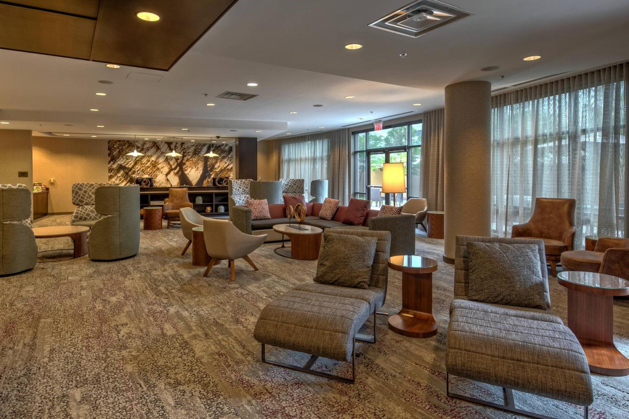Courtyard Newport News Airport Hotel Luaran gambar