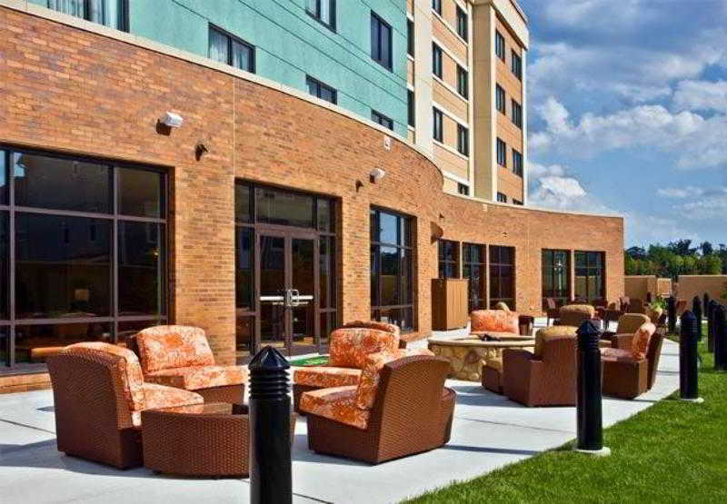 Courtyard Newport News Airport Hotel Luaran gambar