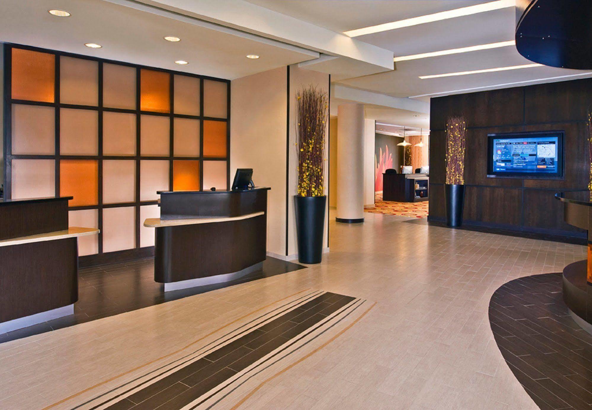 Courtyard Newport News Airport Hotel Luaran gambar